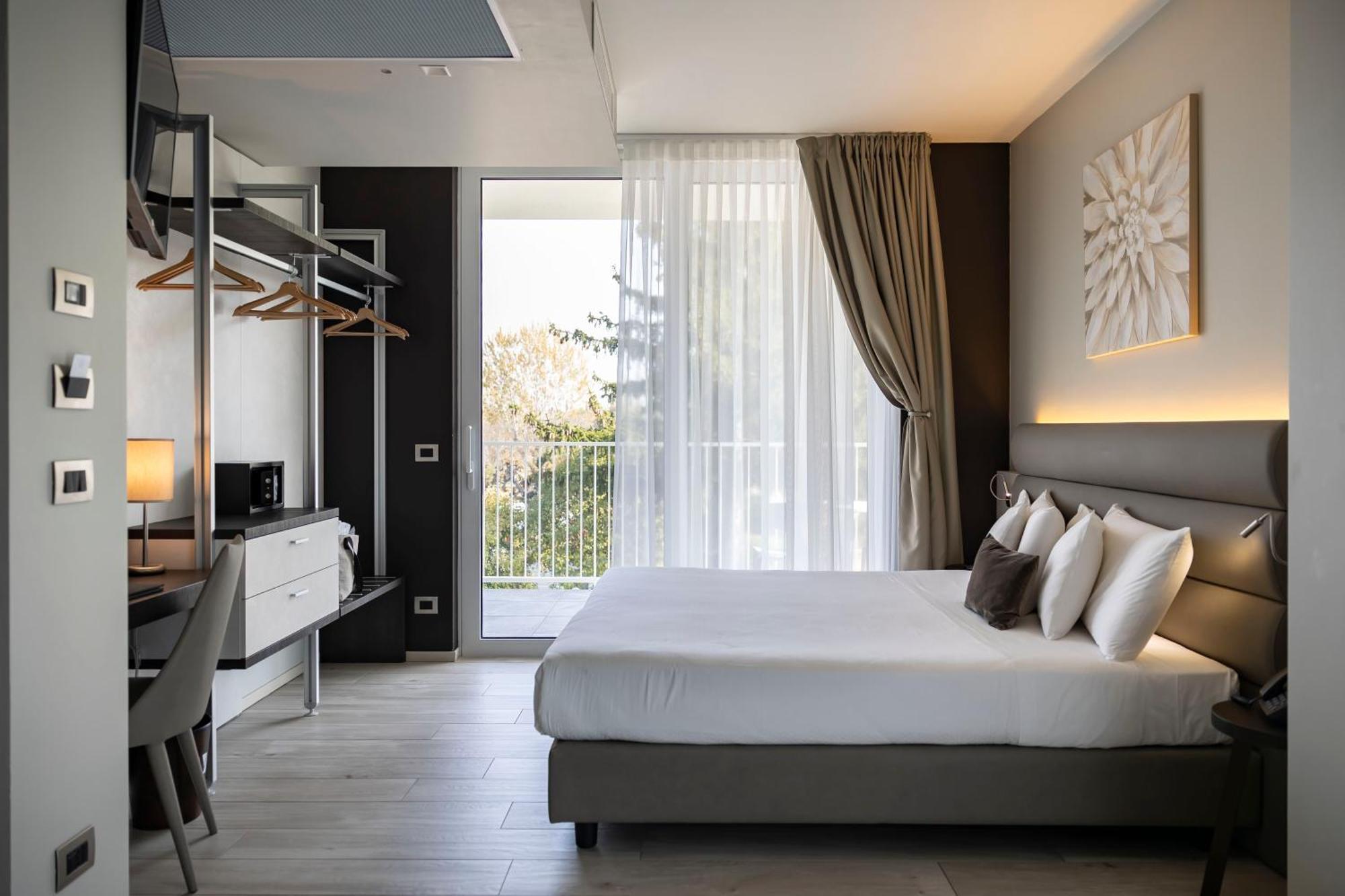 Vision Hotel Пескьера-дель-Гарда Экстерьер фото