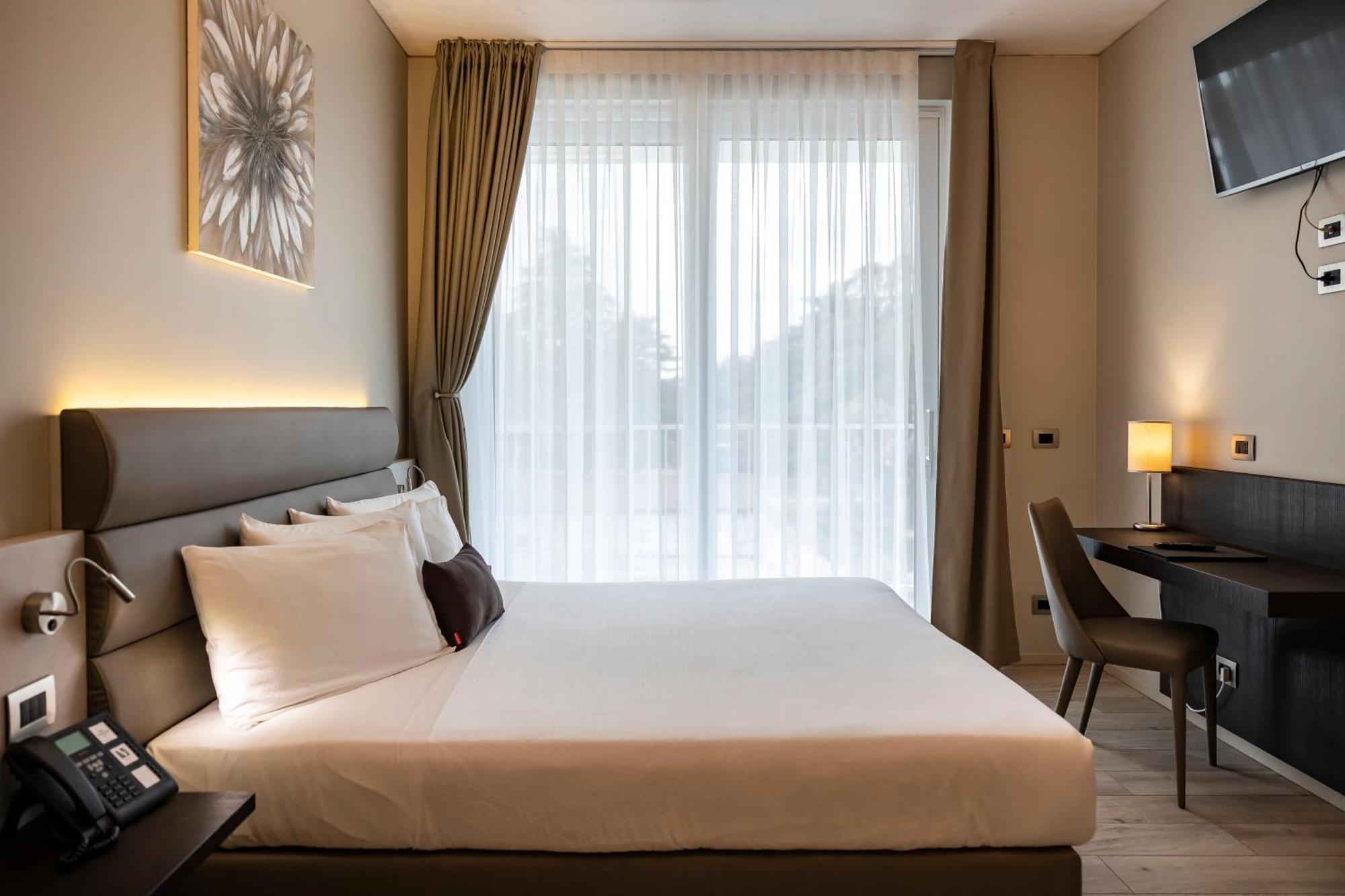 Vision Hotel Пескьера-дель-Гарда Номер фото